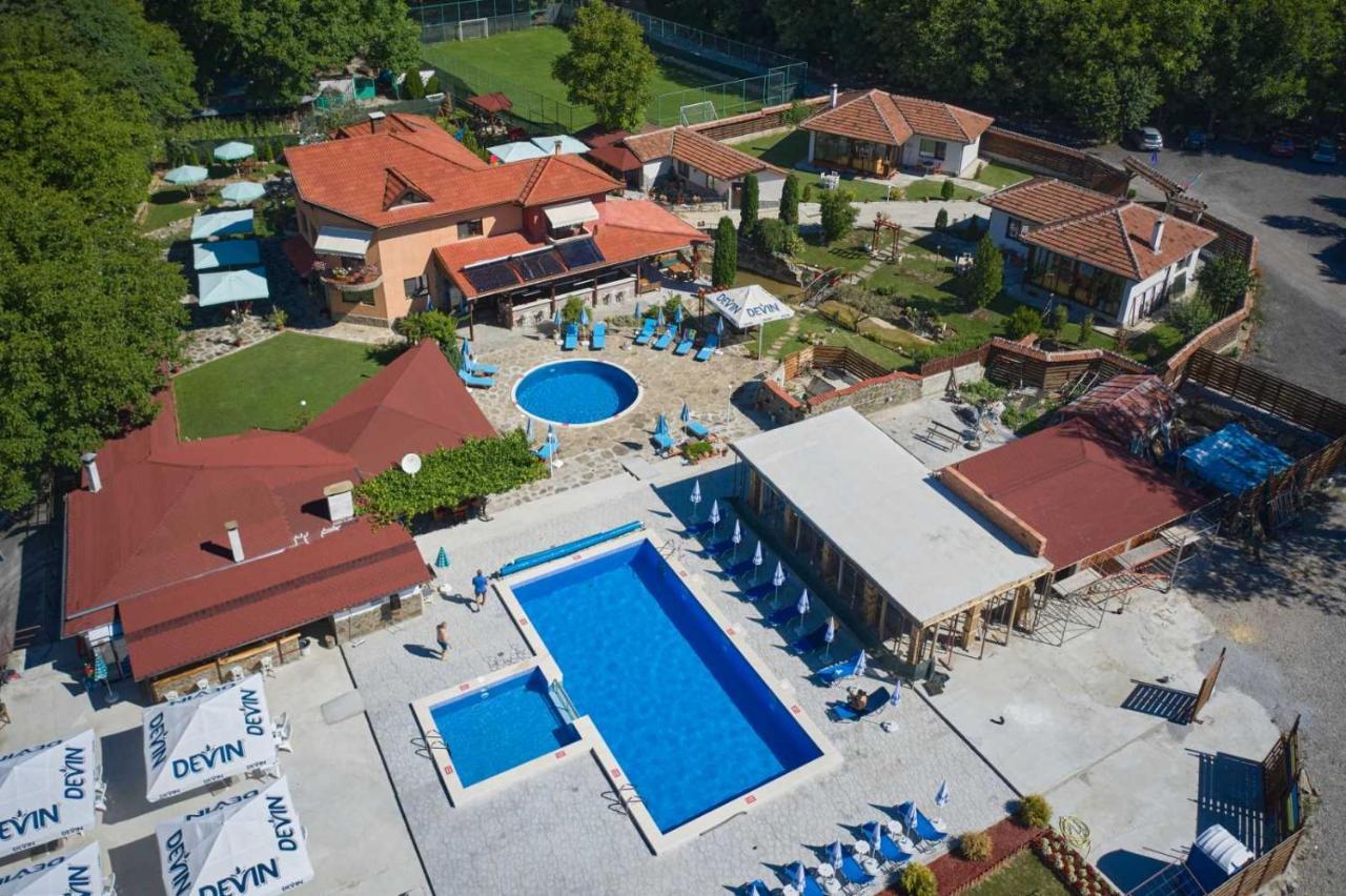 Къща За Гости "Там Край Реката " Slivek Exteriör bild